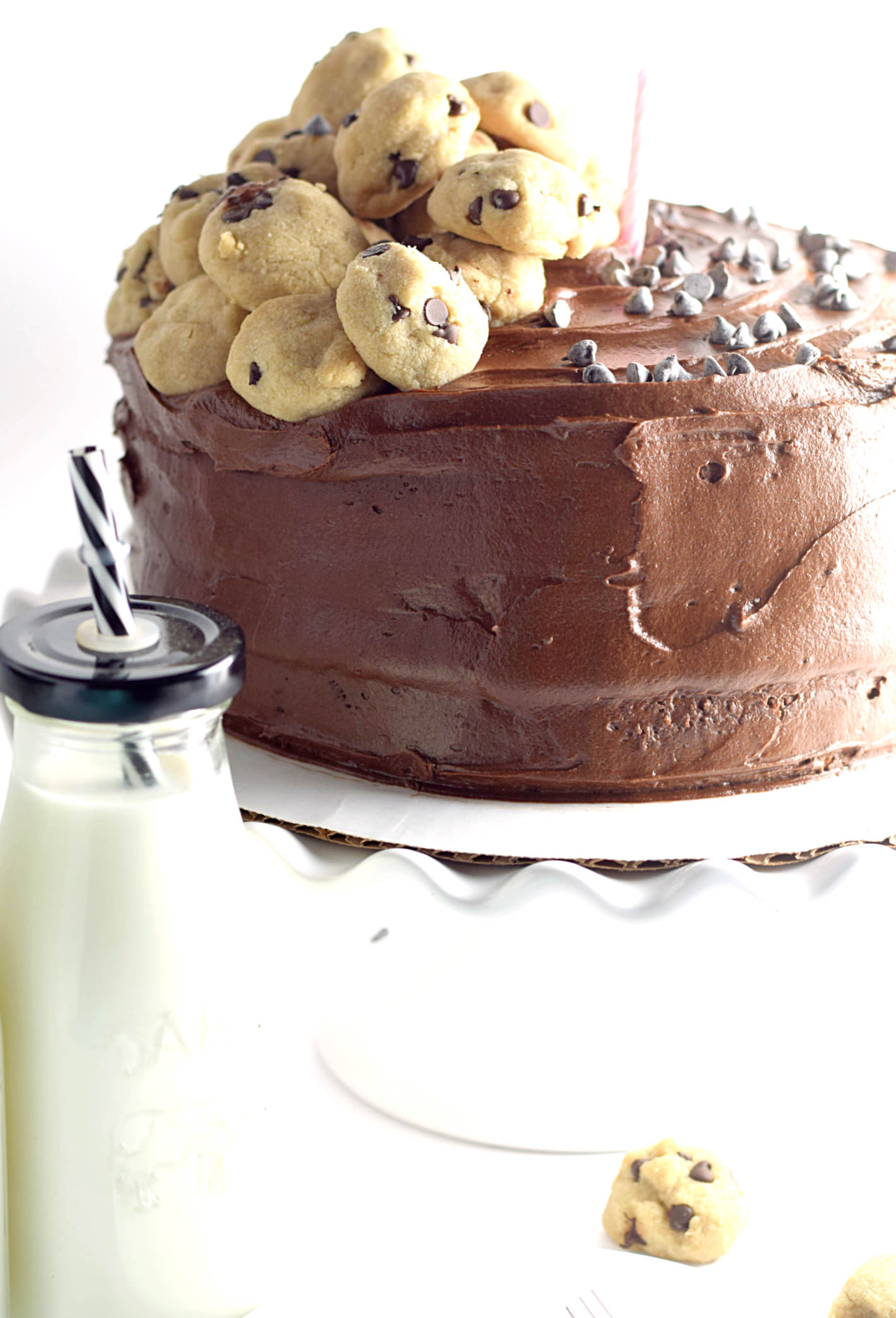 Yellow Layer Cake with Chocolate Buttercream Frosting {Blog 1st Birthday!} Truffles and Trends